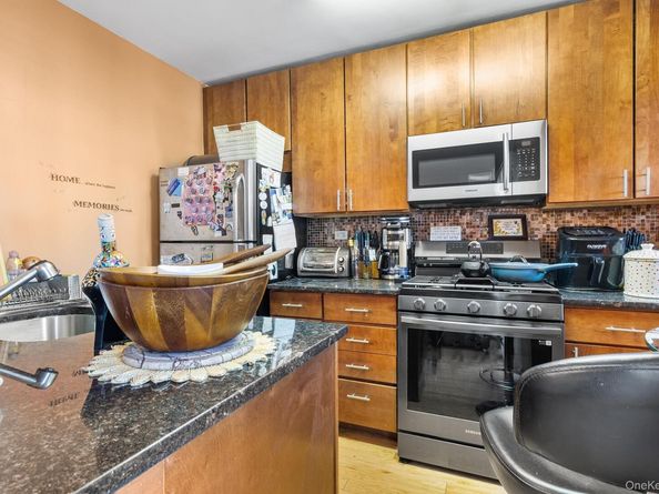 380 Cozine Avenue 5A, Brooklyn NY 11207