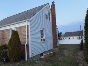 5 Totten Street, Bethpage NY 11714