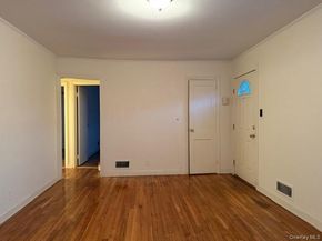 5 Totten Street, Bethpage NY 11714