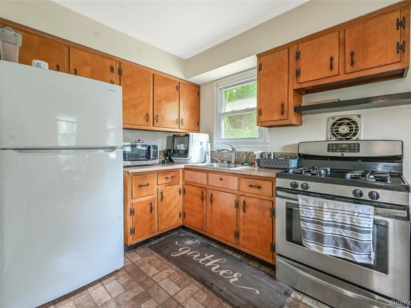 167 Vernon Valley Road, East Northport NY 11731