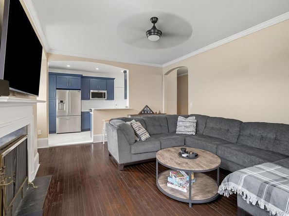 830 Bronx River Road 5A, Bronxville NY 10708