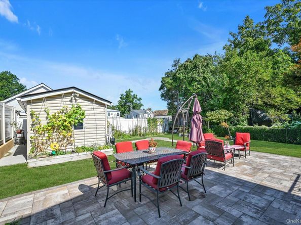 14915 11th Avenue, Whitestone NY 11357