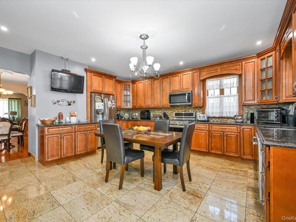 14915 11th Avenue, Whitestone NY 11357