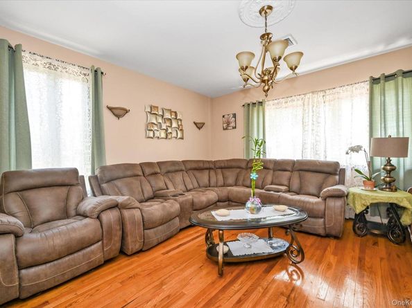 14915 11th Avenue, Whitestone NY 11357