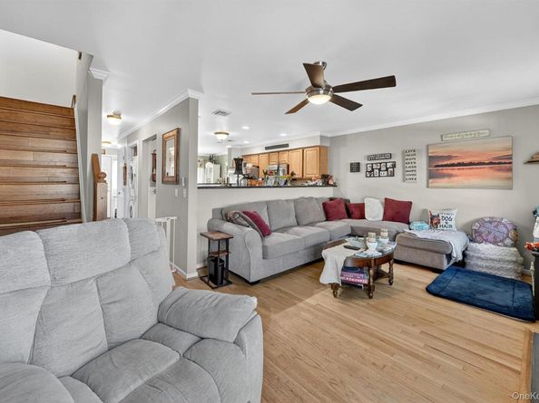 647 Minnieford Avenue, Bronx NY 10464