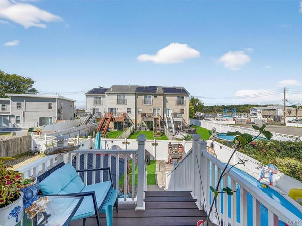 647 Minnieford Avenue, Bronx NY 10464