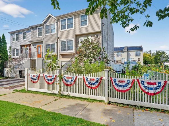 647 Minnieford Avenue, Bronx NY 10464