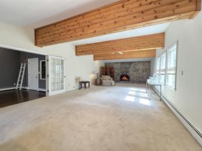 30 Elizabeth Way, Ridge NY 11961