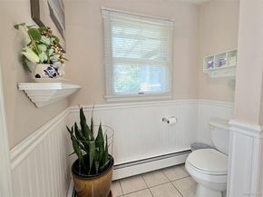30 Elizabeth Way, Ridge NY 11961