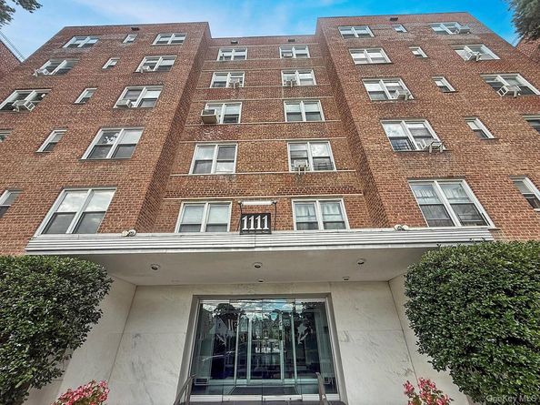 1111 Midland Avenue 5J, Bronxville NY 10708