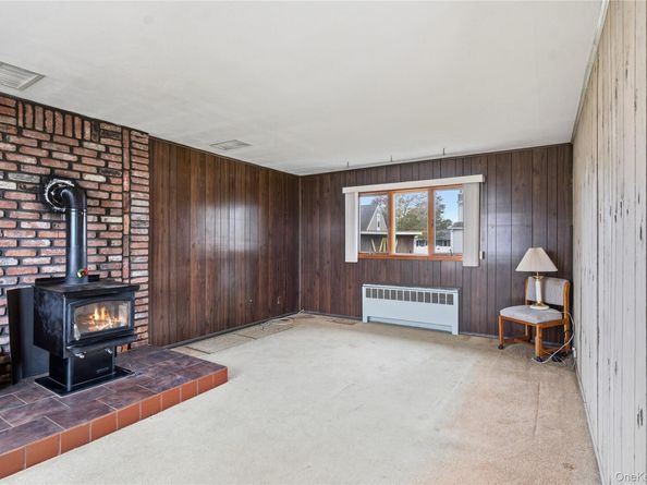 562 Alwick Avenue, West Islip NY 11795