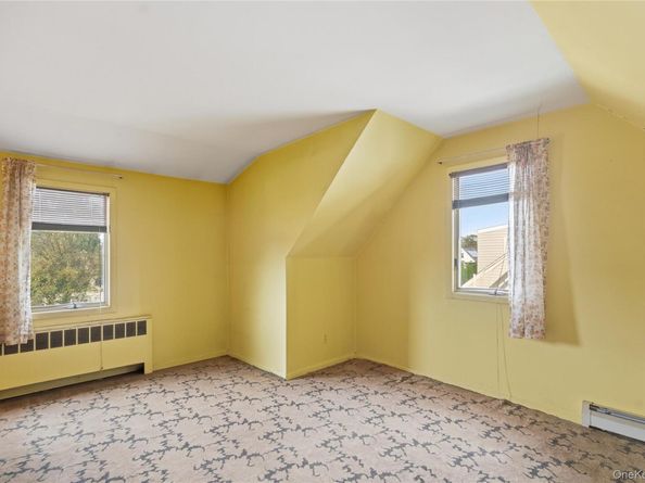 562 Alwick Avenue, West Islip NY 11795