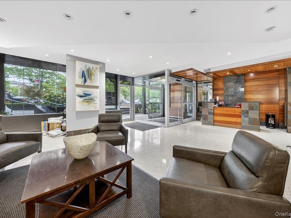 1170 Ocean Parkway 5D, Brooklyn NY 11230