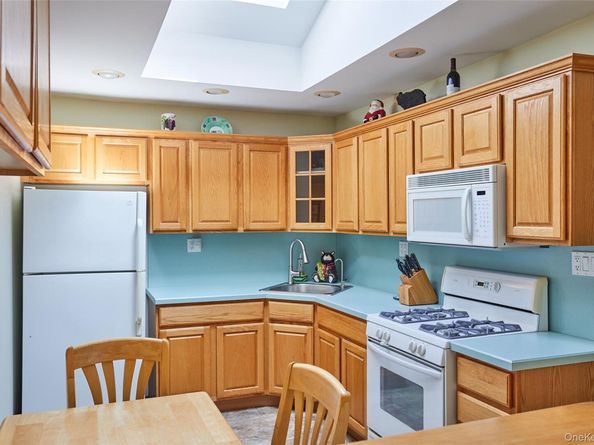 3363 Lawrence Avenue, Oceanside NY 11572