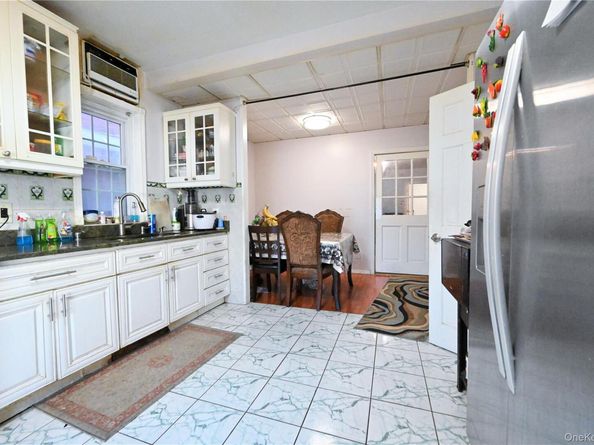 40-29 81 Street, Elmhurst NY 11373