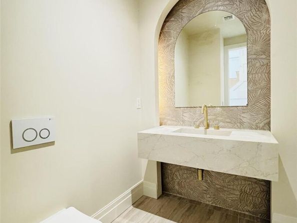 136 Park Street, Woodmere NY 11598