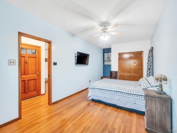 99 Hunter Avenue, Valley Stream NY 11580