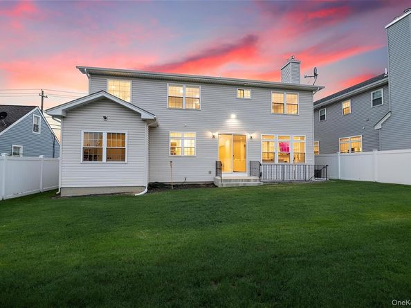 1427 Bellmore Road, North Bellmore NY 11710