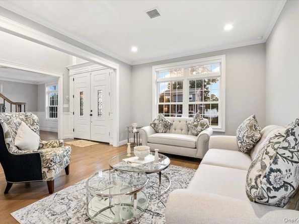 1427 Bellmore Road, North Bellmore NY 11710