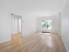 196-35 Dunton Ave Hollis 1, Hollis NY 11423