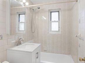196-35 Dunton Ave Hollis 1, Hollis NY 11423