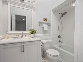 21 Deepwater Way, Bronx NY 10464