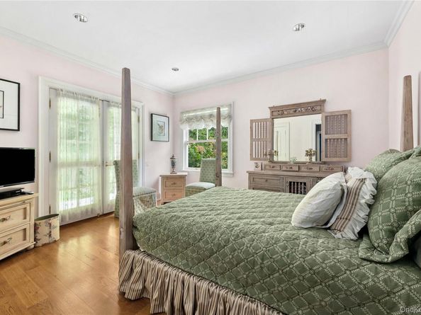 284 W Patent Road, Bedford NY 10506