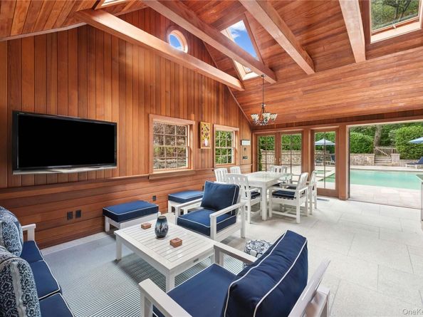 284 W Patent Road, Bedford NY 10506