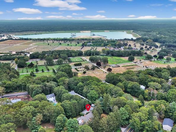 811 Canal Road, Mount Sinai NY 11766