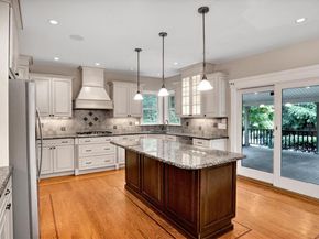 811 Canal Road, Mount Sinai NY 11766