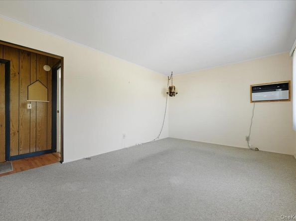 2846 Walter Road, Wantagh NY 11793