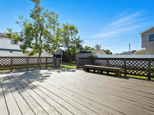 2846 Walter Road, Wantagh NY 11793