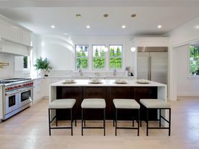 108 Tanners Pond Road, Garden City NY 11530