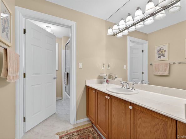 92 W Overlook, Port Washington NY 11050