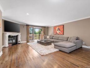 32 The Glen 32, Glen Head NY 11545