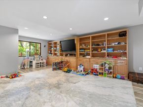 32 The Glen 32, Glen Head NY 11545