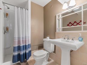 32 The Glen 32, Glen Head NY 11545