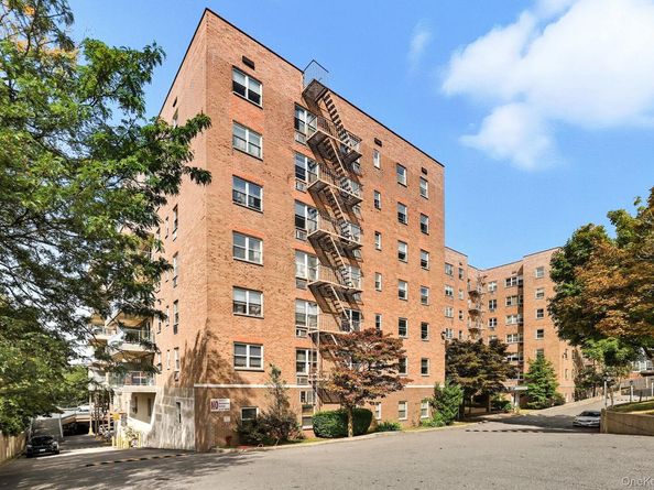 377 N Broadway 602, Yonkers NY 10701