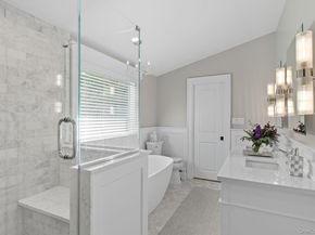 10 Hollise Court, Centerport NY 11721