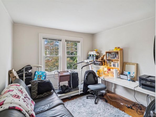 21 Connecticut Avenue, Freeport NY 11520