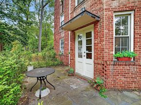 64 Pinewood Road TB, Hartsdale NY 10530