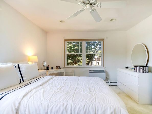 16 Fair Harbor Drive 16, Patchogue NY 11772