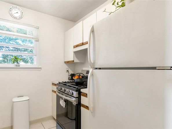 16 Fair Harbor Drive 16, Patchogue NY 11772