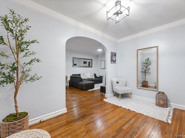 43-01 46th Street 2A, Sunnyside NY 11104