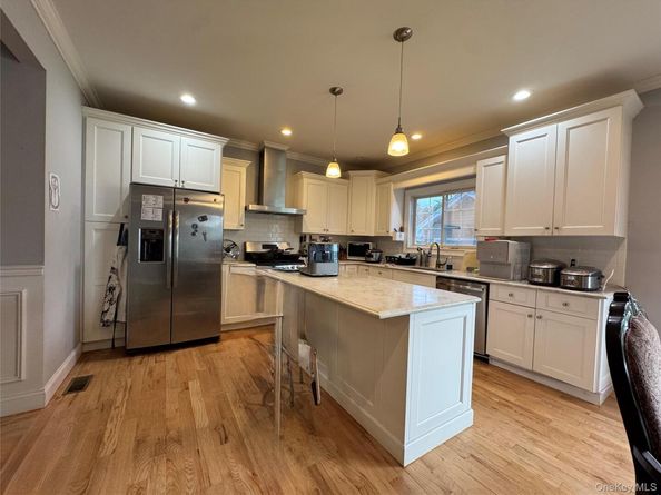 1534 Lowell Avenue, New Hyde Park NY 11040