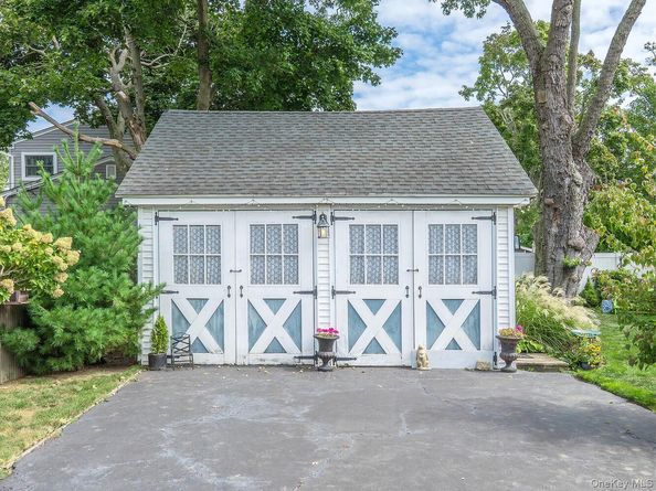 2067 Jackson Avenue, Seaford NY 11783