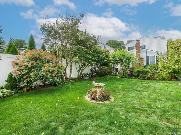 2067 Jackson Avenue, Seaford NY 11783