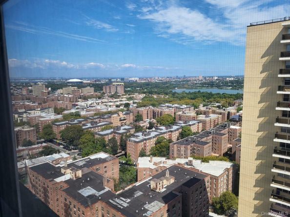 10210 66th Road 25A, Forest Hills NY 11375