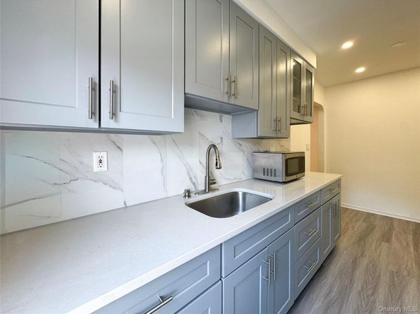 37-31 149th st 2m, Flushing NY 11354