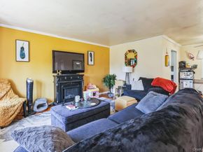 9 Oklahoma Avenue, Bay Shore NY 11706